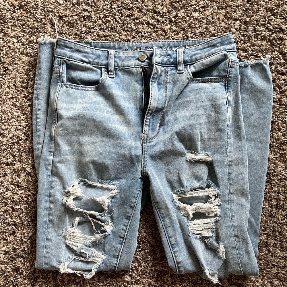american eagle ripped jeans